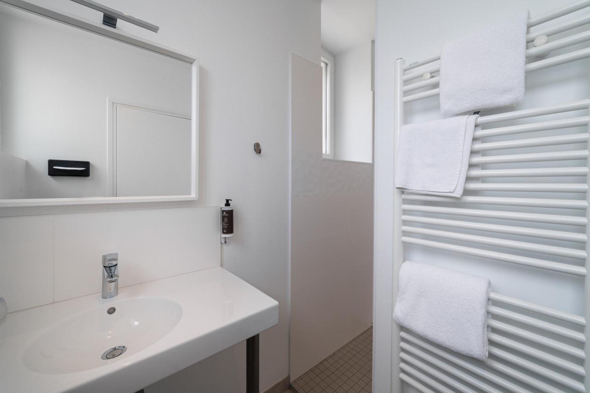 Hotel Spa De La Citadelle Lorient ポール・ルイ エクステリア 写真